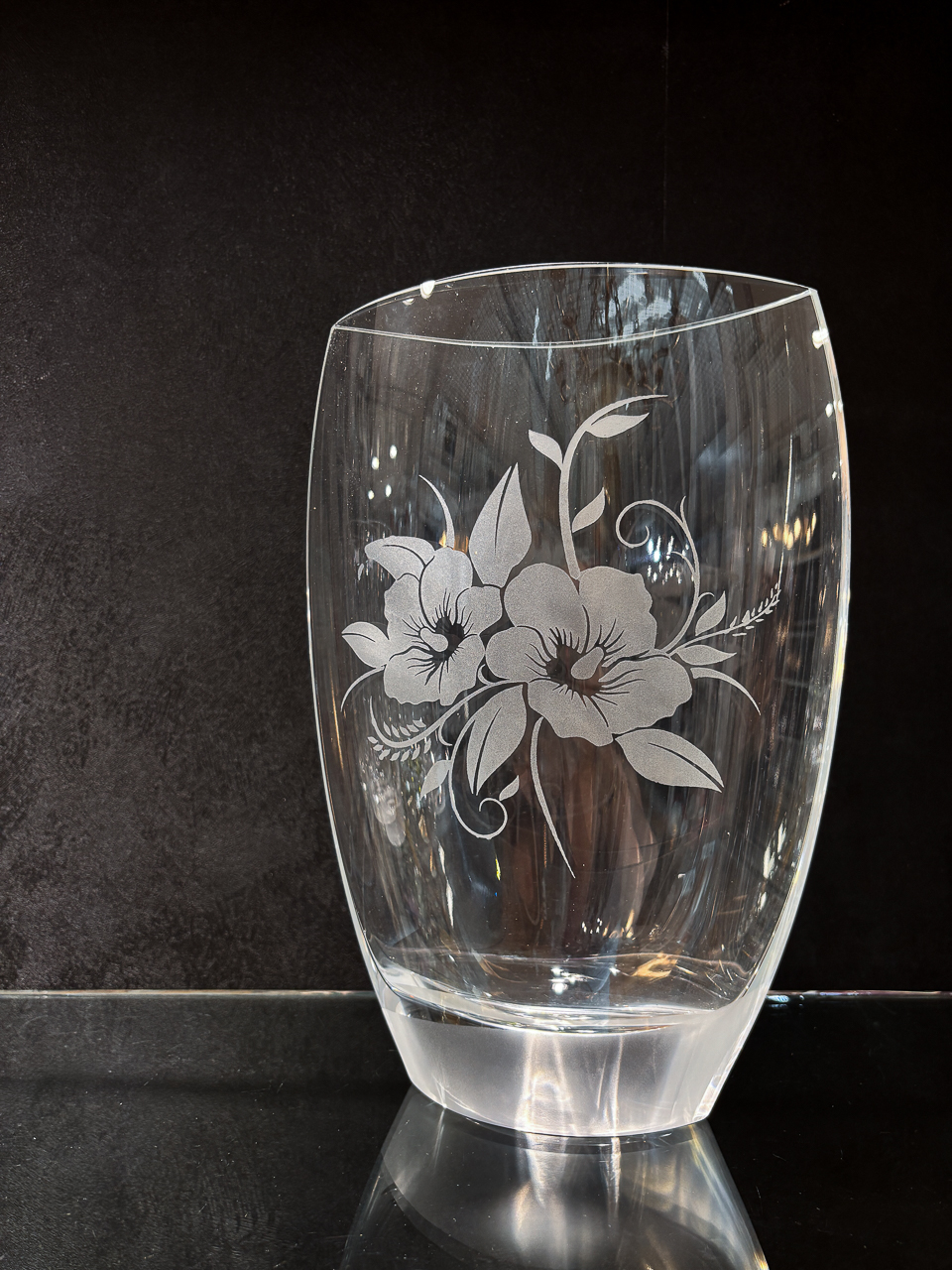 Vase Mariage Ovale Moyen - Clématite